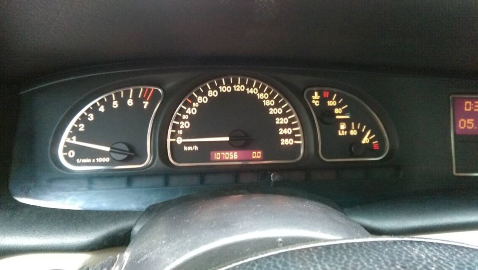 Кільця в приладку OPEL VECTRA B 1