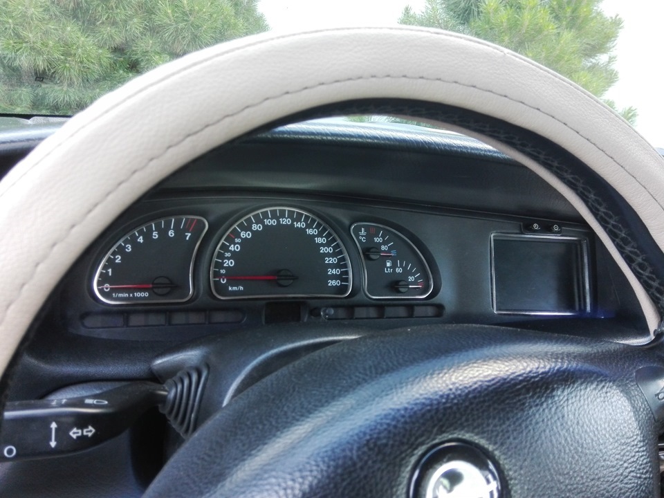 Кільця в приладку OPEL VECTRA B 2