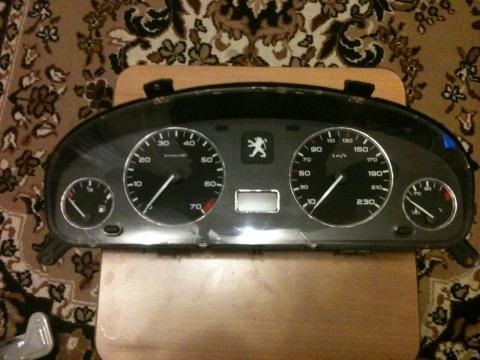Кільця в приладку PEUGEOT 406 2