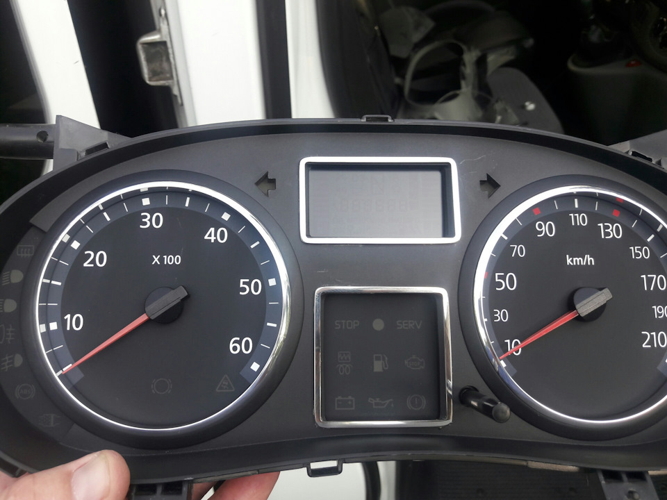 Кільця в панель приладів Opel Vivaro, RENAULT Trafic, Nissan Primastar 1
