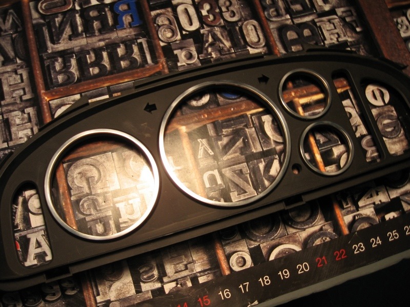 Mazda 323F кільця в приладку 3