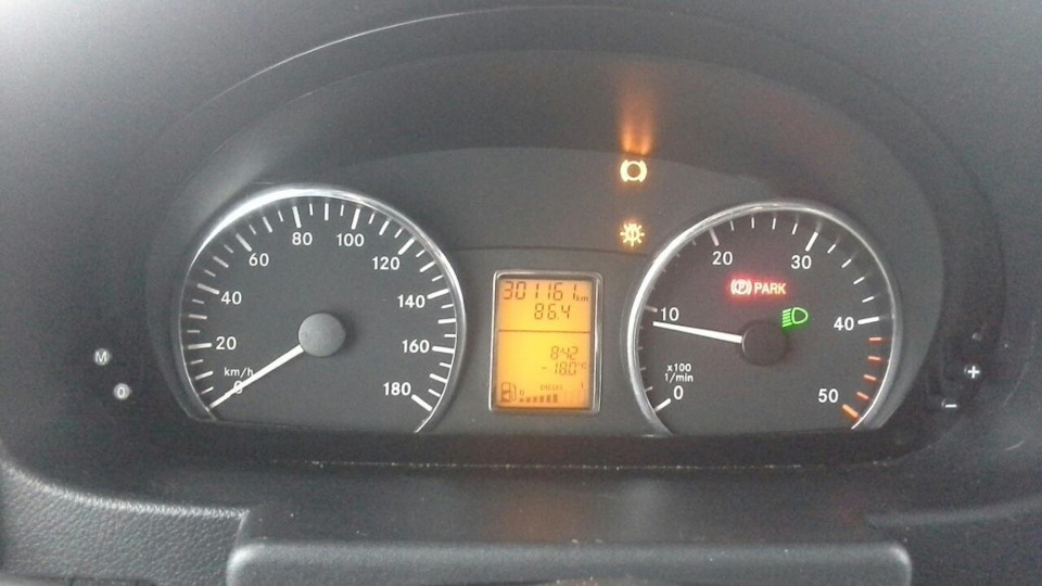 Зовнішні кільця в приладку Mercedes VITO 639 4