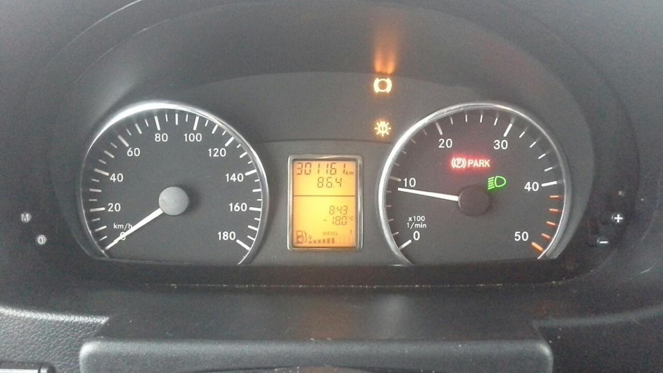 Зовнішні кільця в приладку Mercedes VITO 639 1