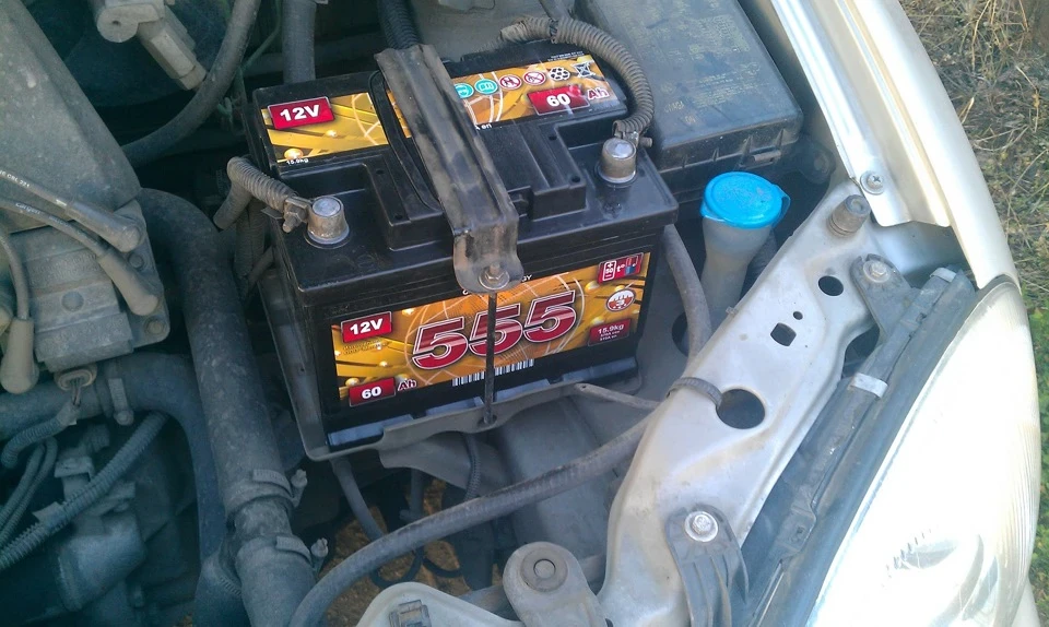 акумулятор 555
