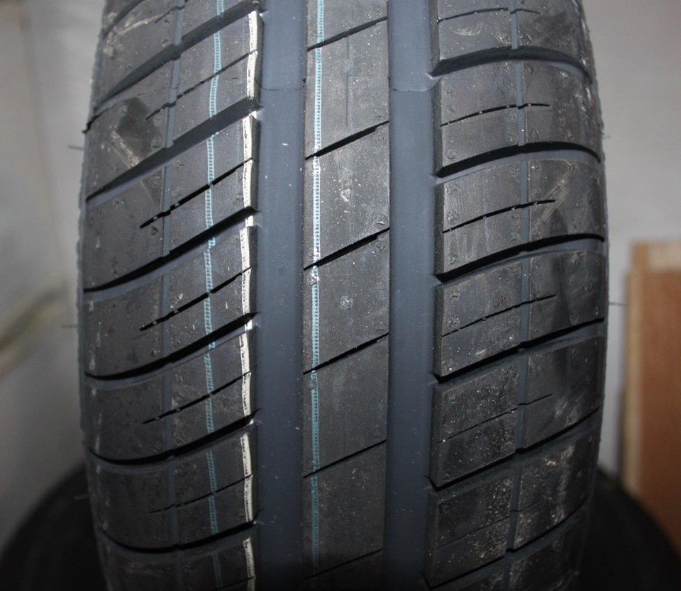 На літо прикупив гуму Goodyear EfficientGrip Compact 4