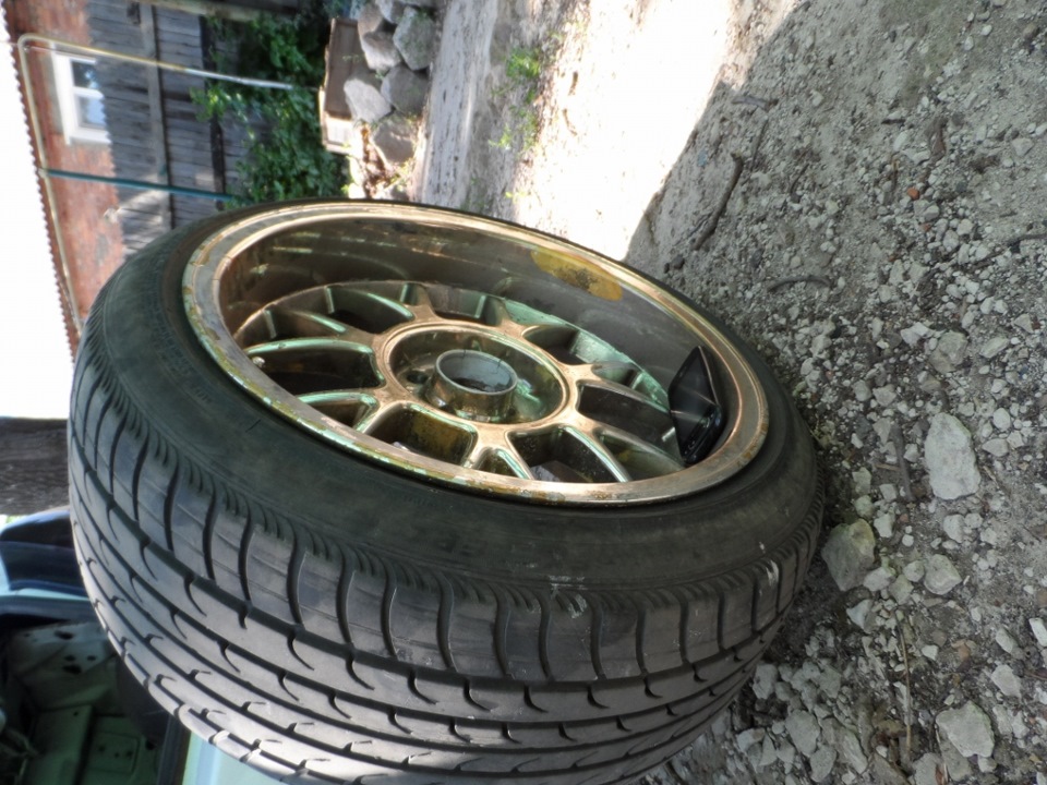 ПРОДАМ СВІЇ КОЛЕСА З ПОЛИЦЮ 7.5J ET 30 і 9J ET 25 р 16 4*100 4
