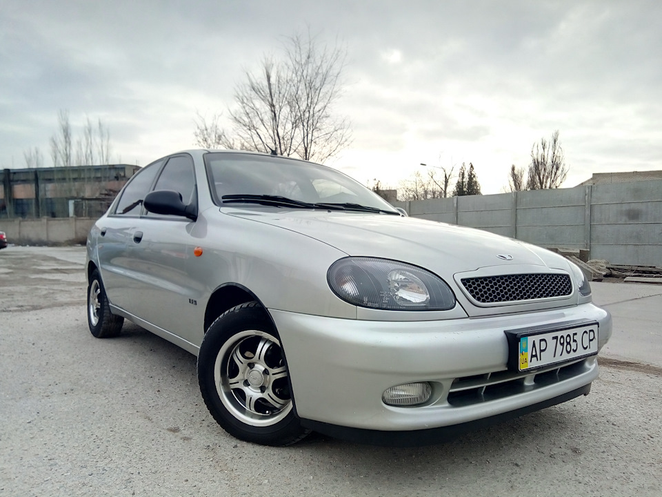Губа переднього бампера CHEVROLET CRUZE 2