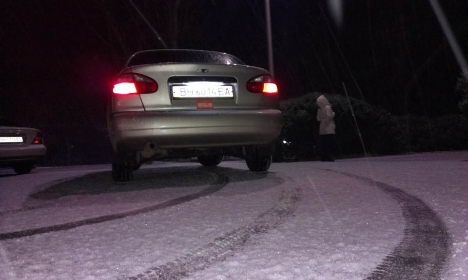 Снігові покатушки))) 3