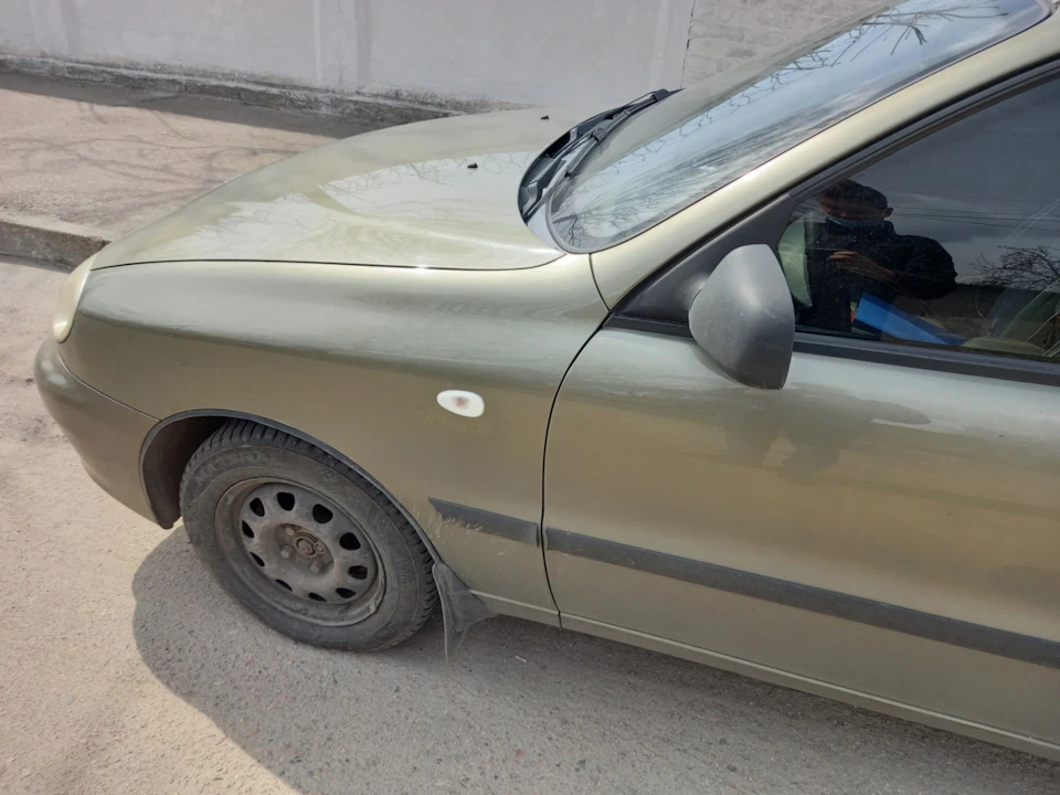 Білі повторювачі поворотів)