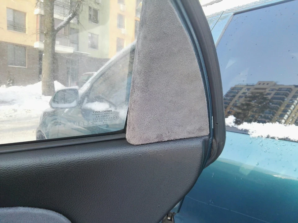 Антари багато не буває