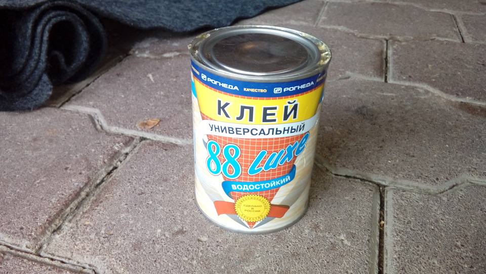 Карпет у багажнику 2