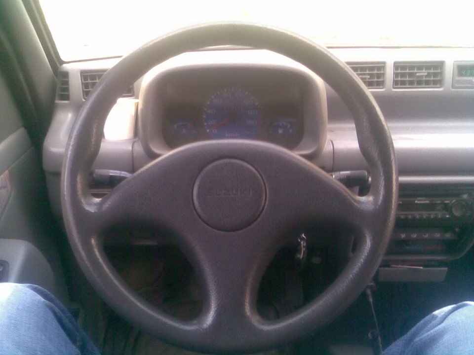 Руль від Suzuki Swift GTI 2