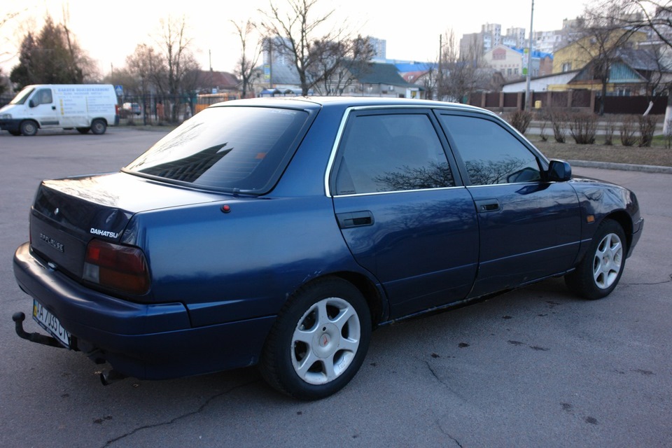 Продам Daihatsu Applause 5