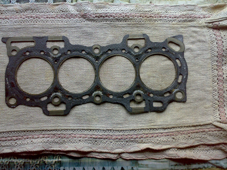 Машина дайхатсу апплаус 1998 закипіла. 3