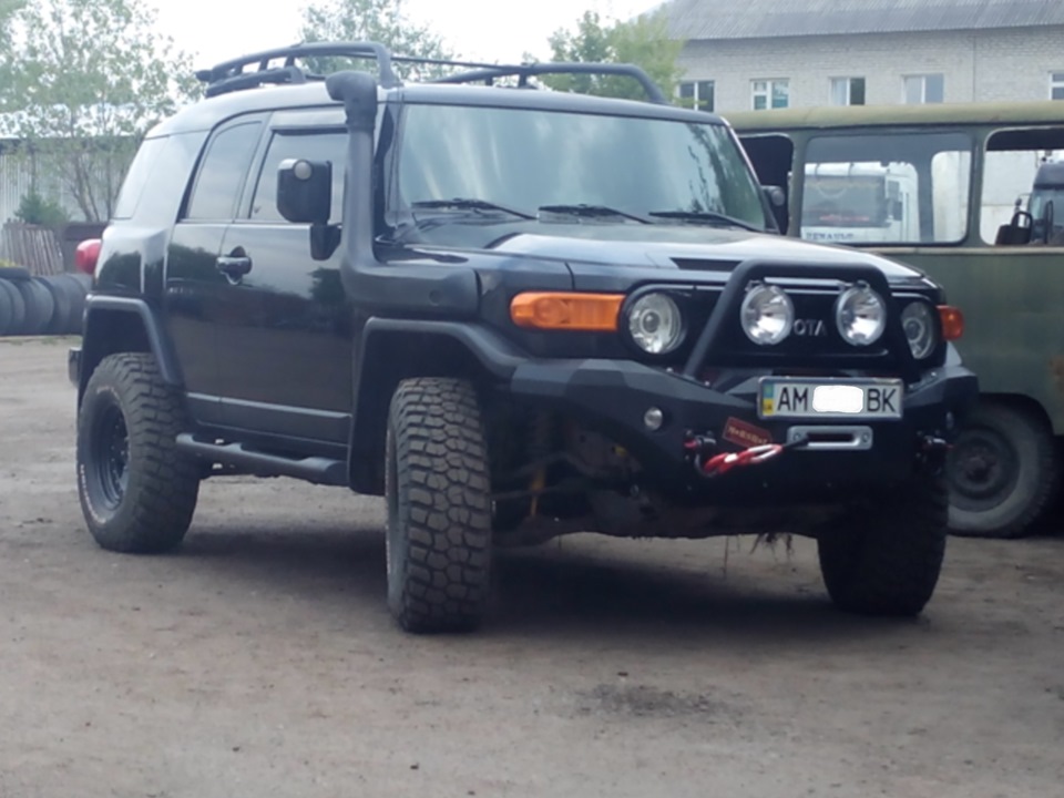 Силовой бампер на Toyota FJ Cruiser… 5