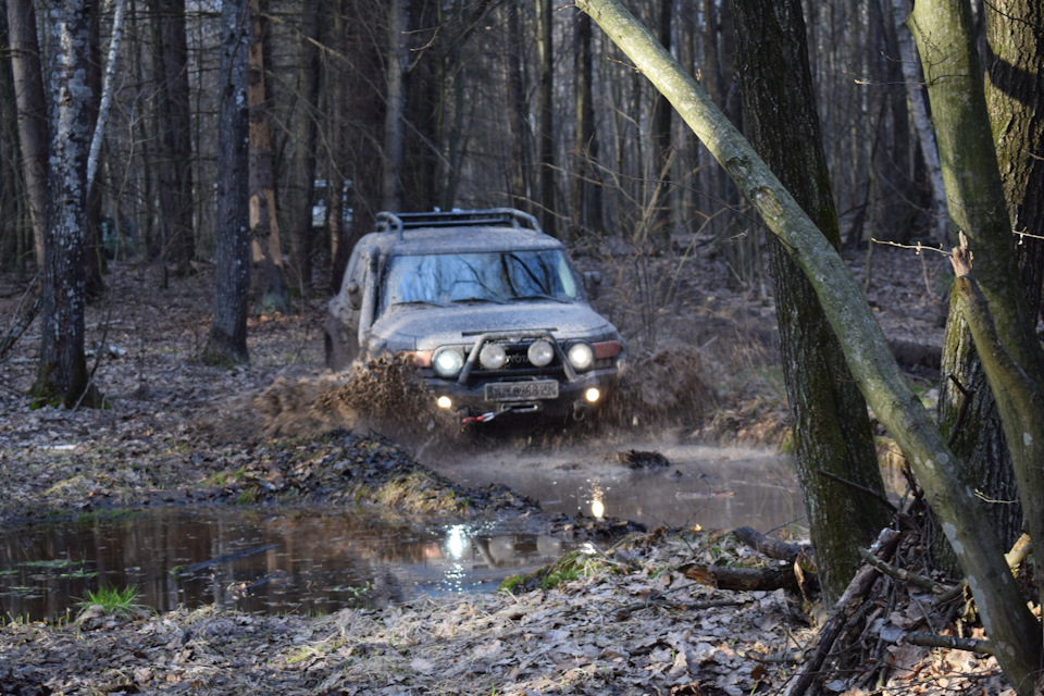 TOYOTA FJ захист передніх датчиків АВС... 1