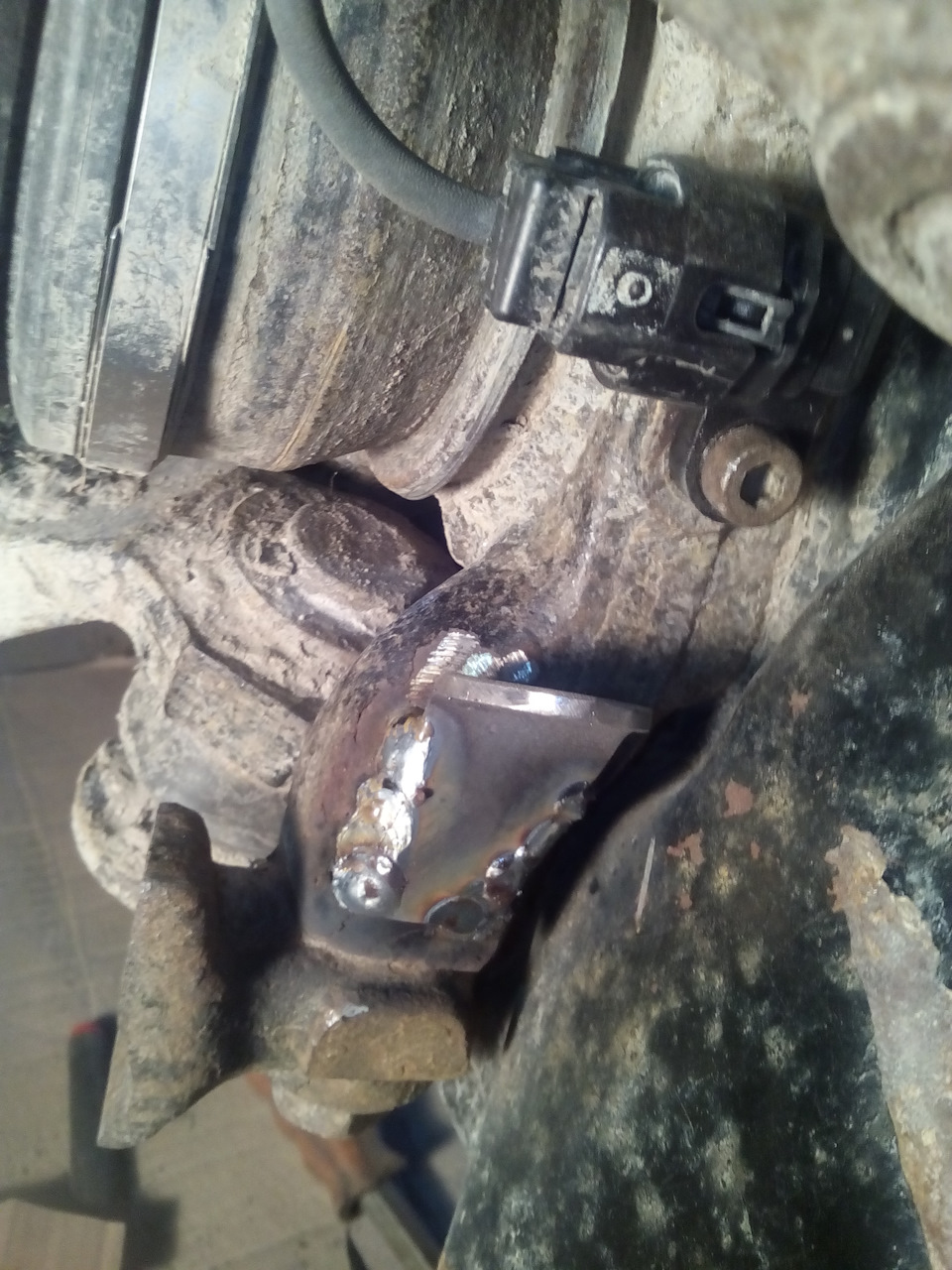 TOYOTA FJ захист передніх датчиків АВС... 2
