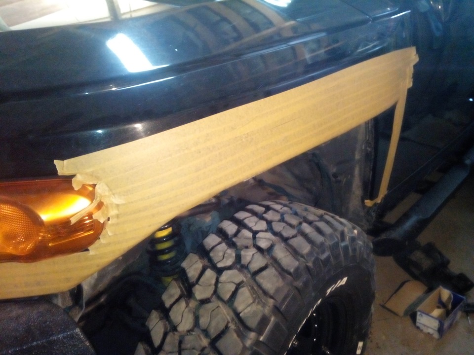 Встановлення пластикових фендерів на Toyota FJ Cruiser... 1