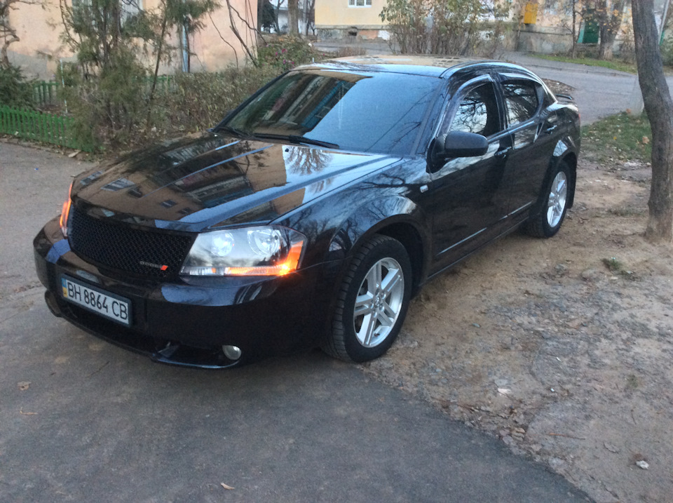 Фари для Dodge Avenger sxt 2