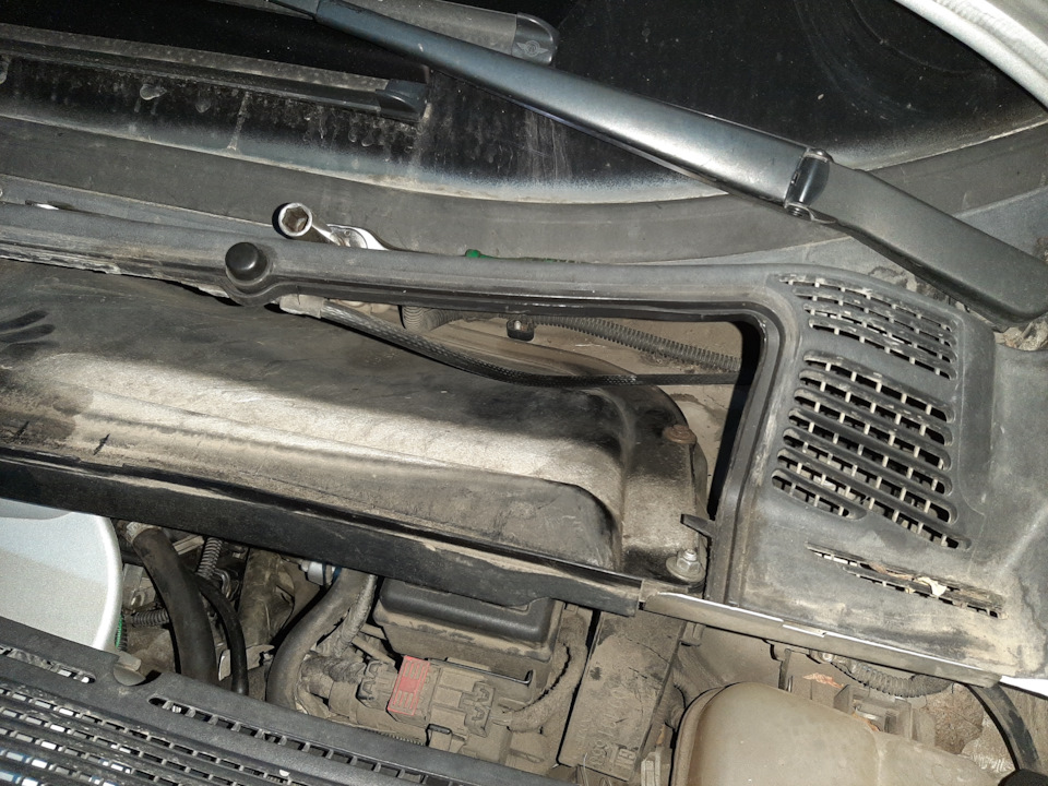 Opel Zafira перенесення ЕБУ з двигуна на кузов 3