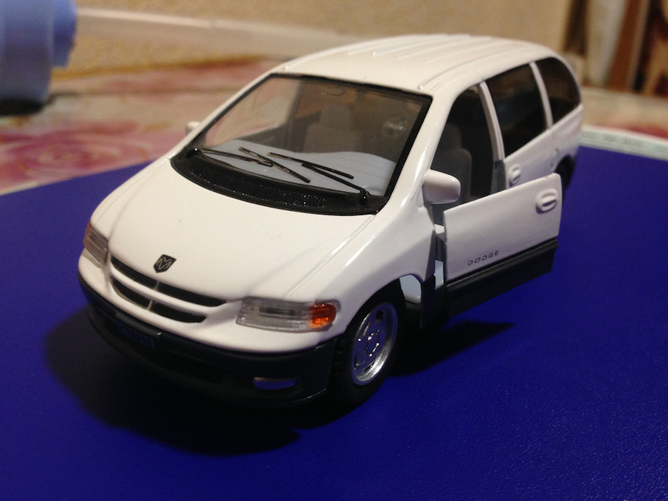 Тепер у мене два Dodge Caravan 2