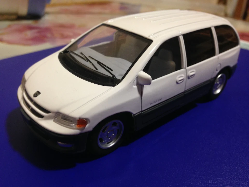 Тепер у мене два Dodge Caravan