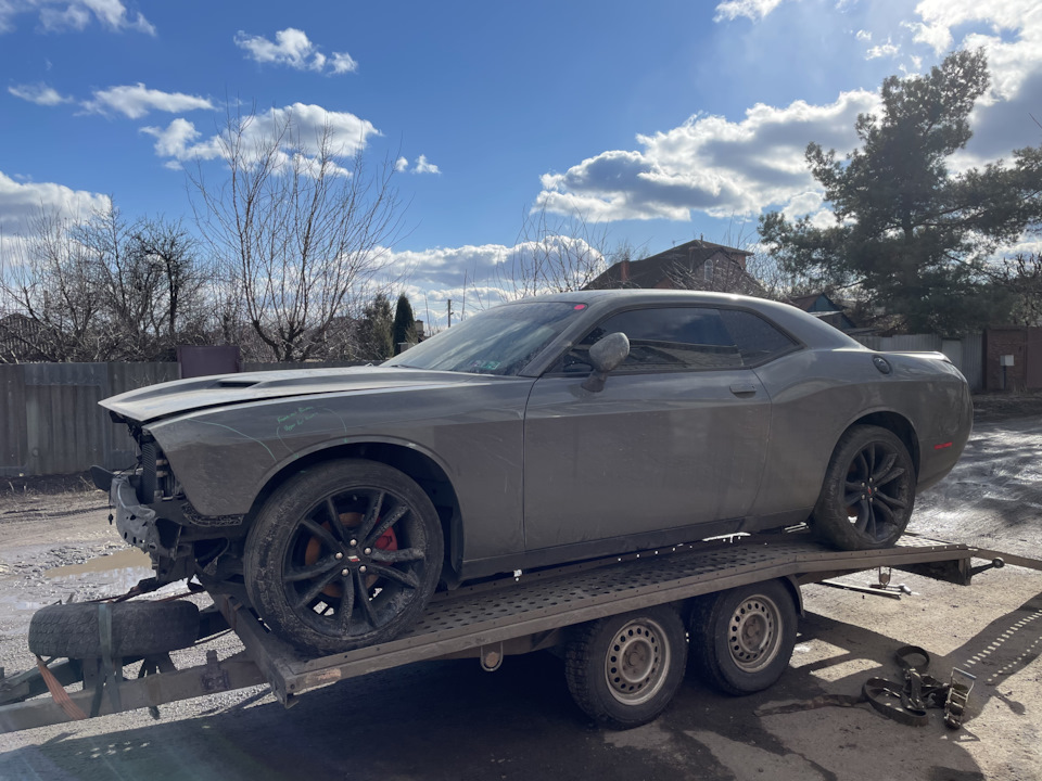 Перша зустріч з Challenger 4