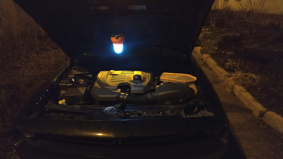 Все, що потрібно знати про галогенні лампи Dodge Challenger 1