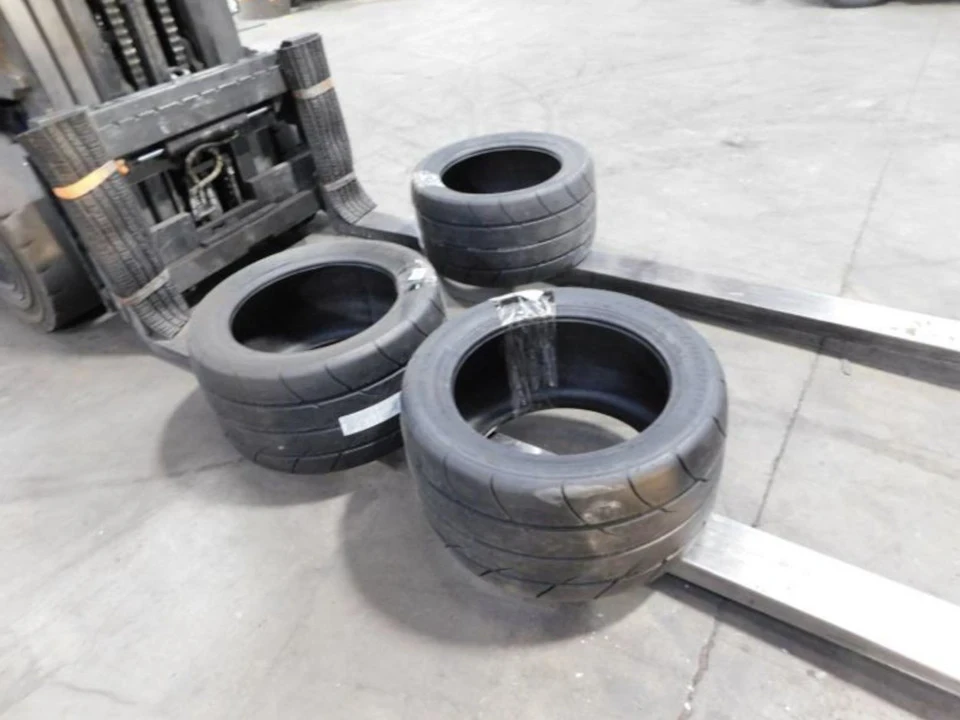 Напівсліки Mickey Thompson P345/35R18 ET Street S/S Tire