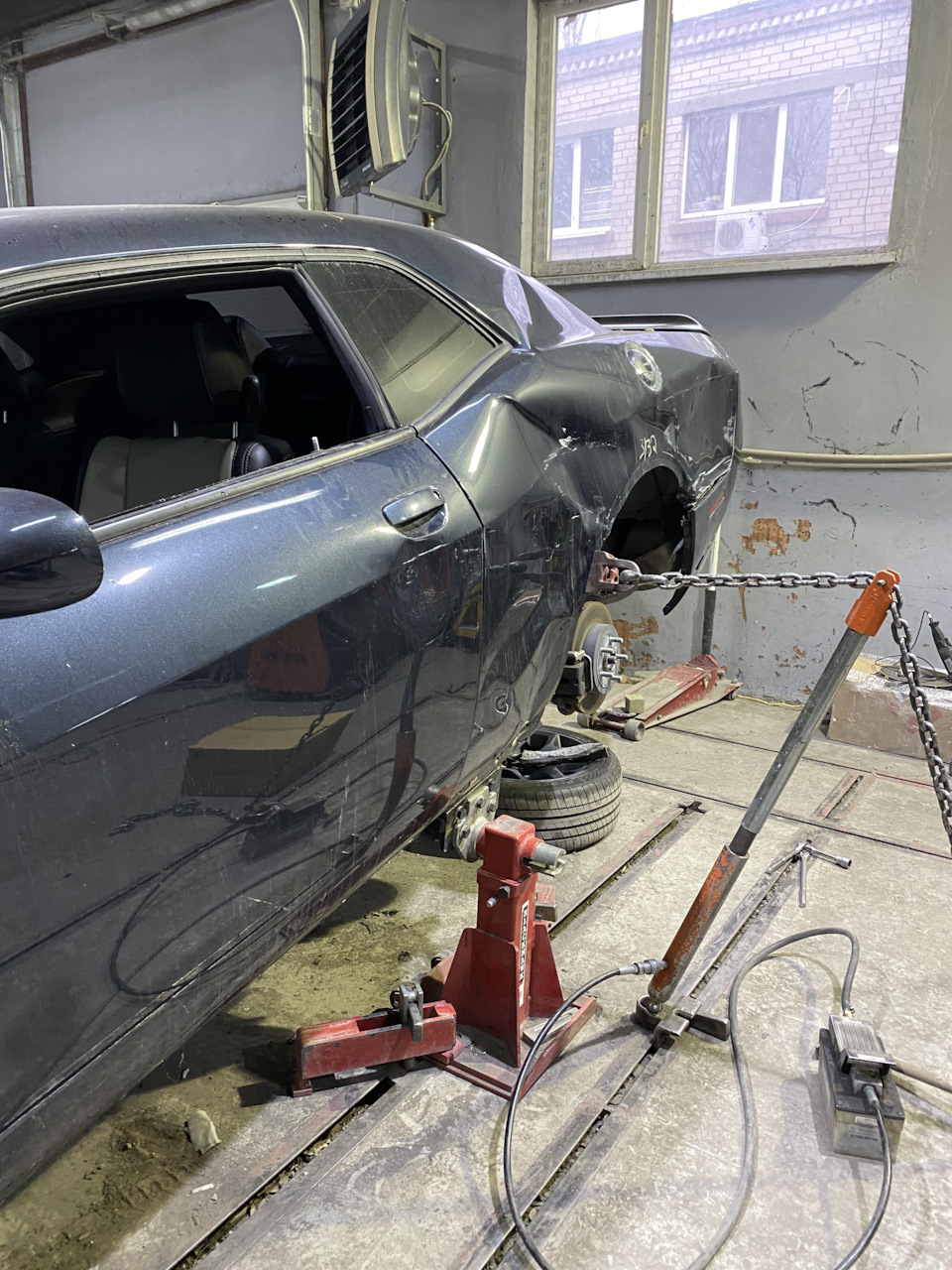 Dodge Challenger на стапелі 2