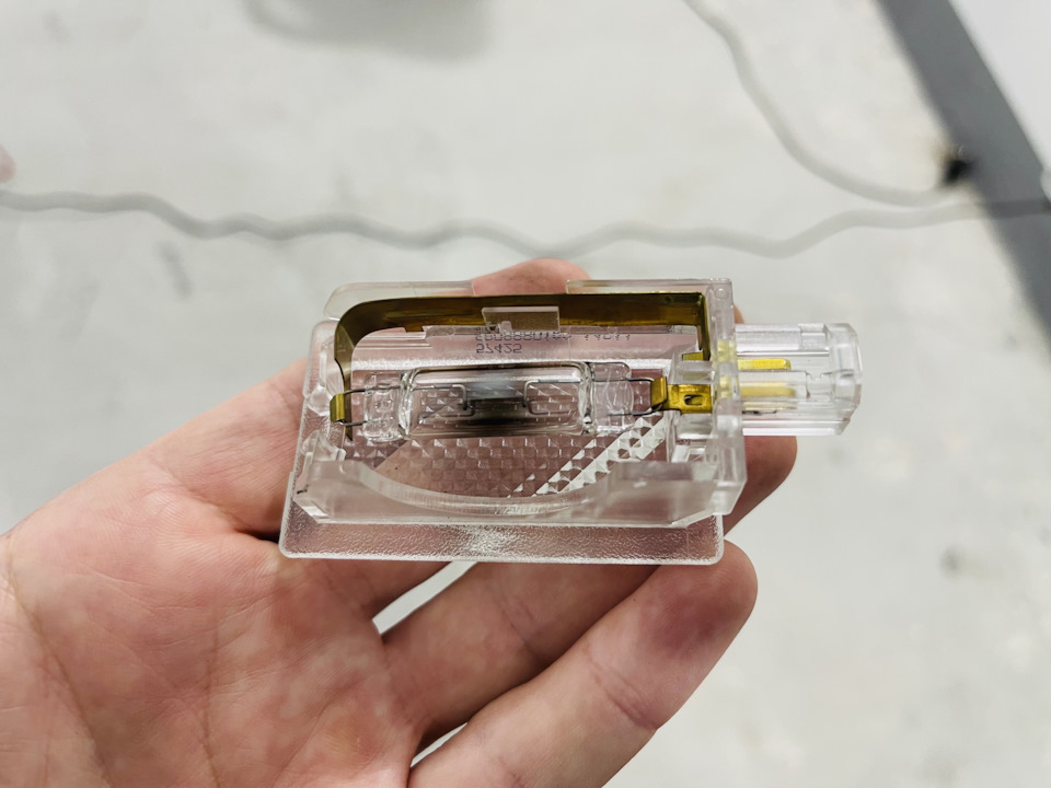 Delco Trunk Light Bulb Replacement 3
