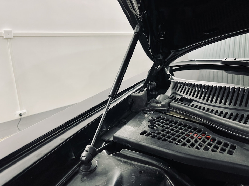 OEM Mopar Gas Prop 2