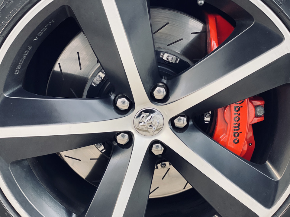 OEM Mopar/Brembo Brake System 1