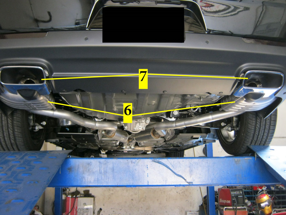 004: Custom exhaust Dodge Challenger SXT Plus+ 3