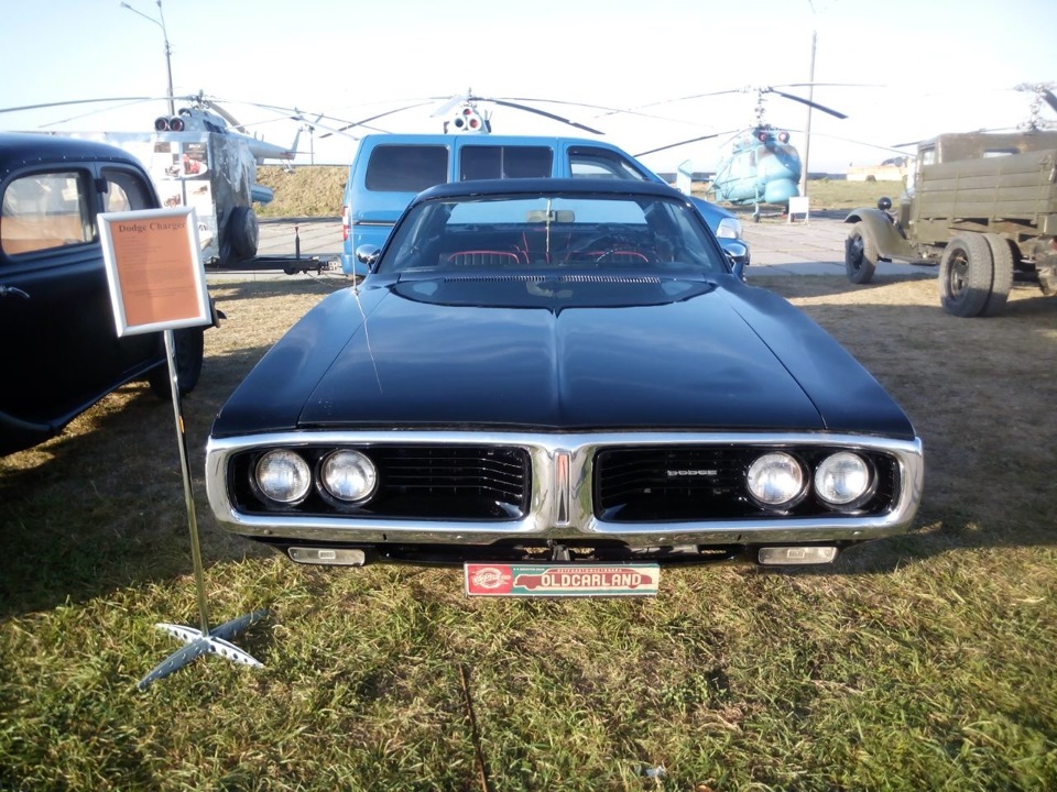 Виставка ретро автомобілів Old Car Land 2015! 1