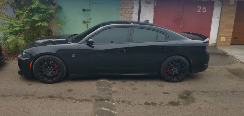 #6: Dodge Charger SRT Hellcat - Новий звір у гаражі 4
