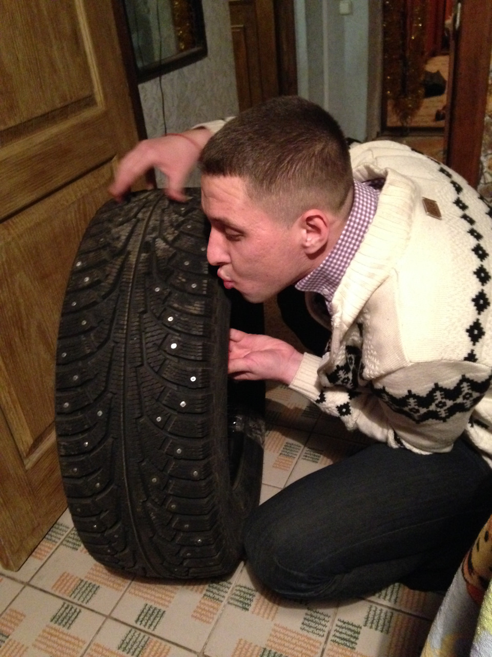 Зима Nokian Hakkapelita 5 SUV + шип 2