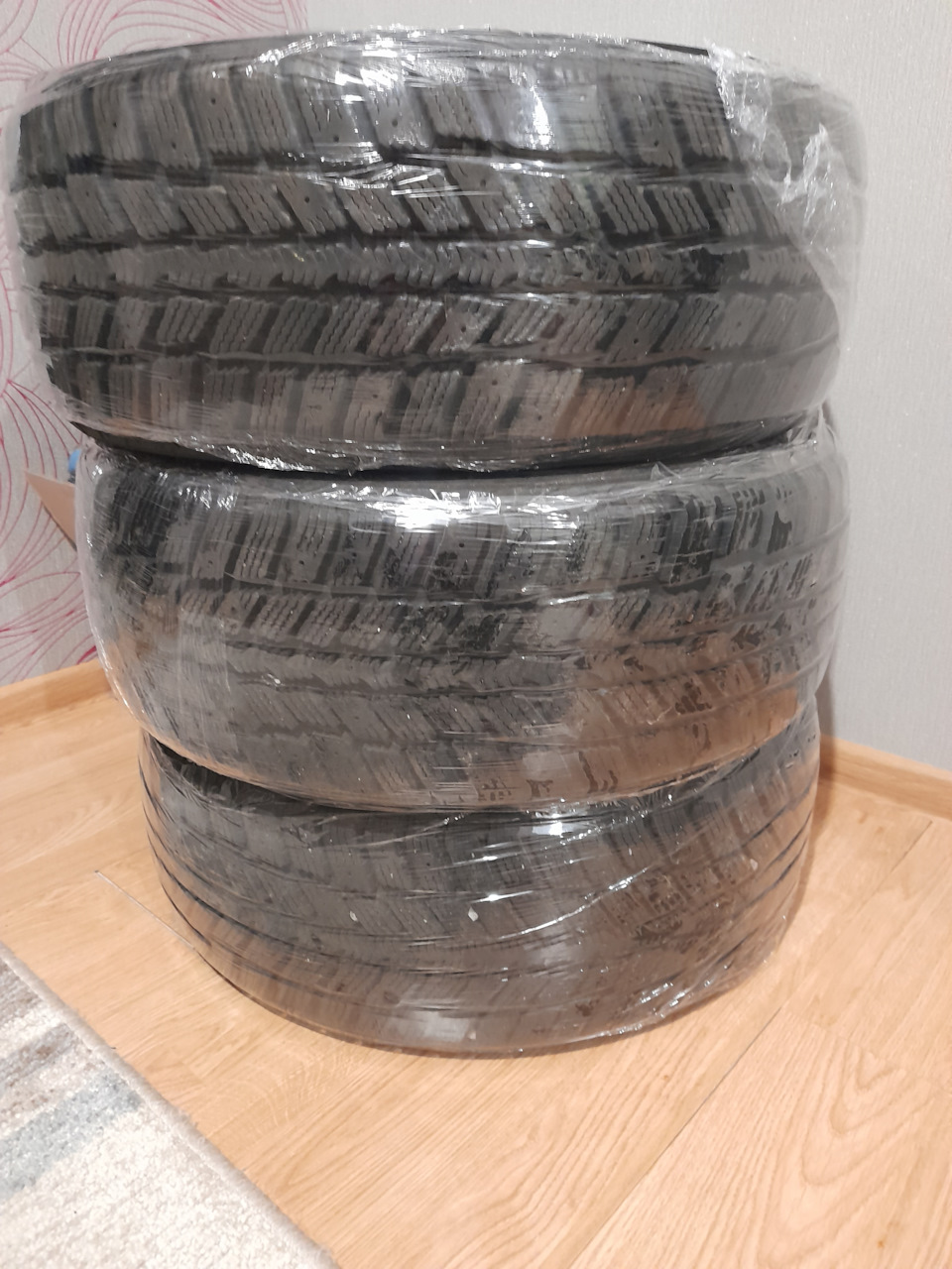 Покупка зимової гуми, Nexen 215 / 50 / 17 1