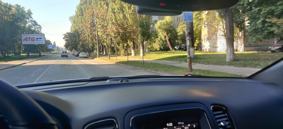 Відновив безпеку (включаючи торпедо) та замінив лобове скло 1