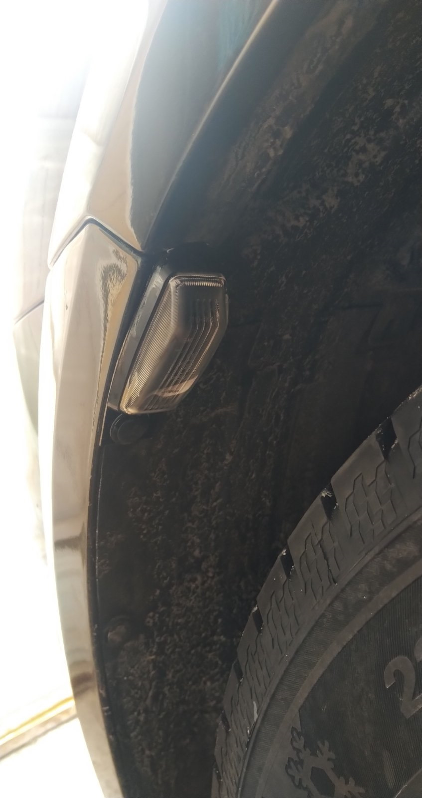 Повторювачі повороту в арки коліс 5