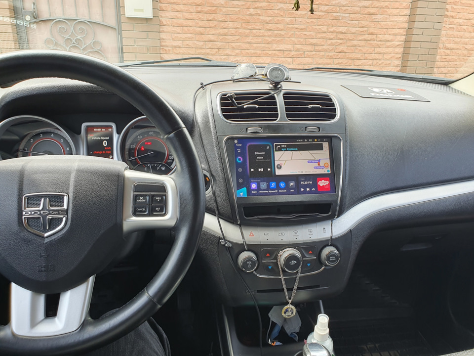 Android Teyes CC2+ на Dodge Jorney 4