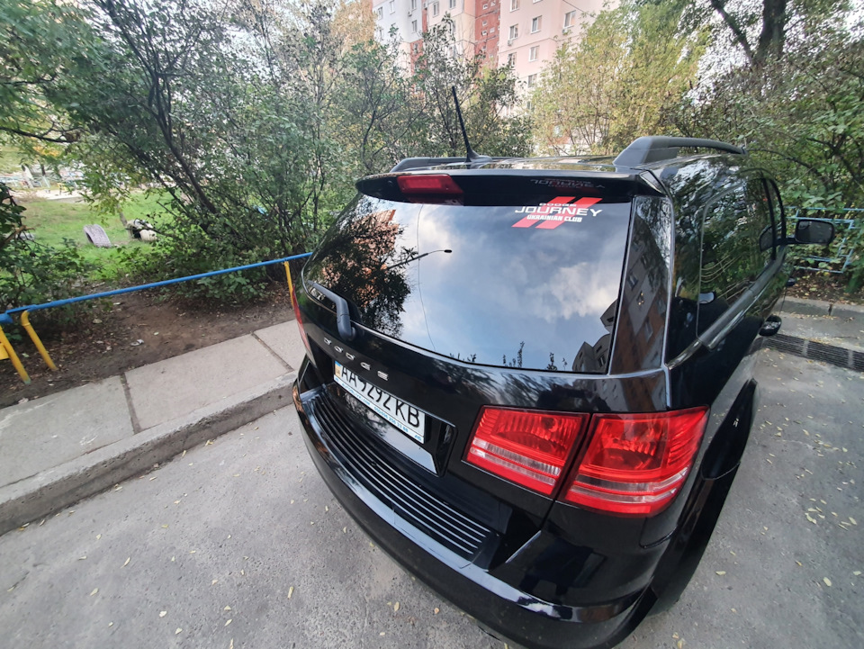 Клубна наклейка 5