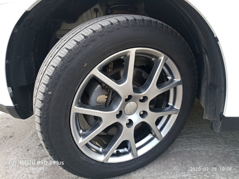 Goodyear Efficientgrip suv 4x4 235/55 R19 1