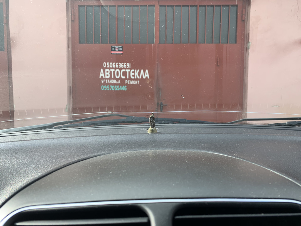 Заміна лобового скла. 2