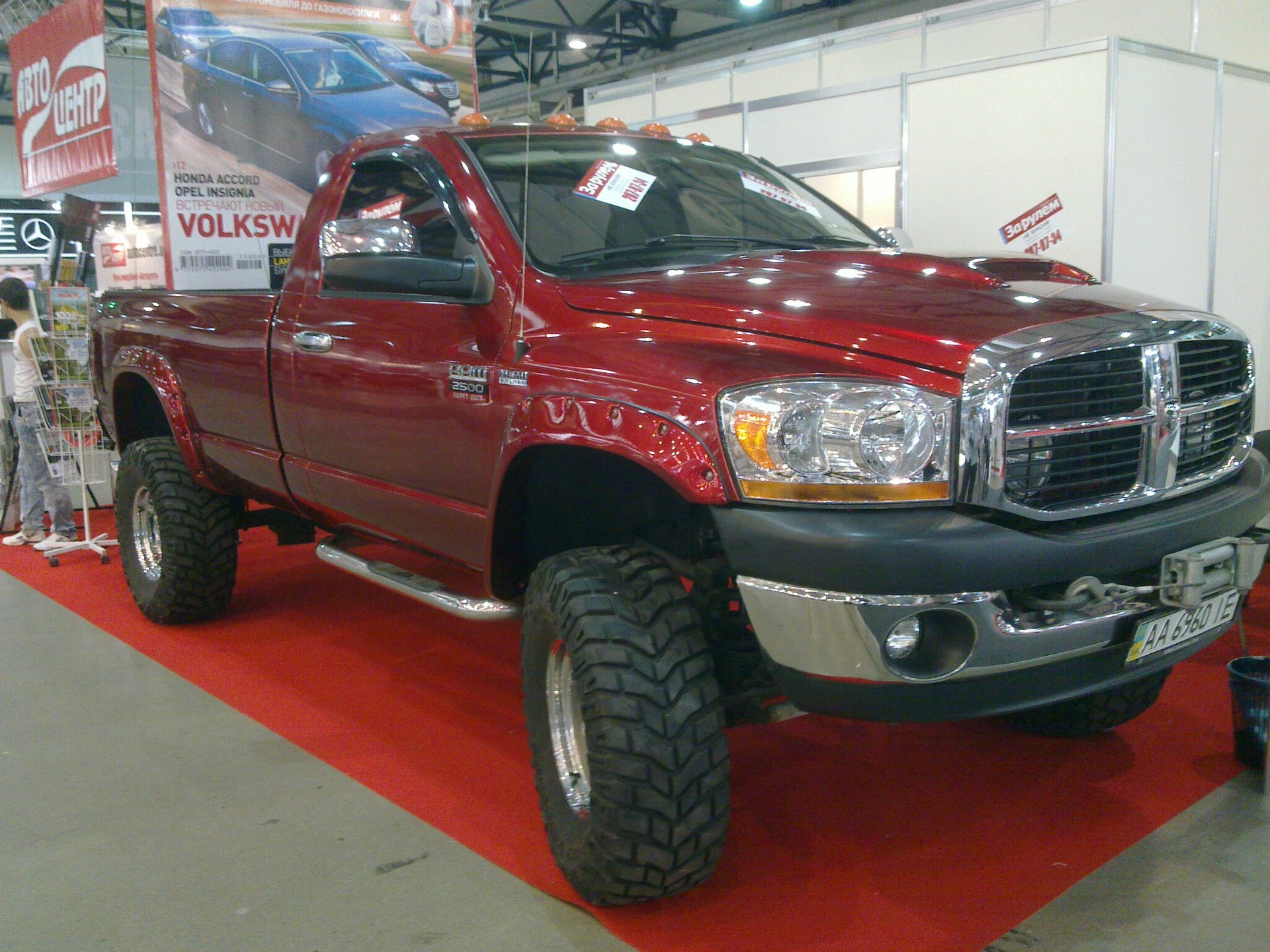 Dodge na autoslaone SIA-2011 (фото) 2
