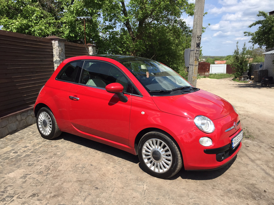 Червоний диявол Fiat500 1