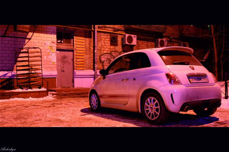 Abarth500 вночі 2