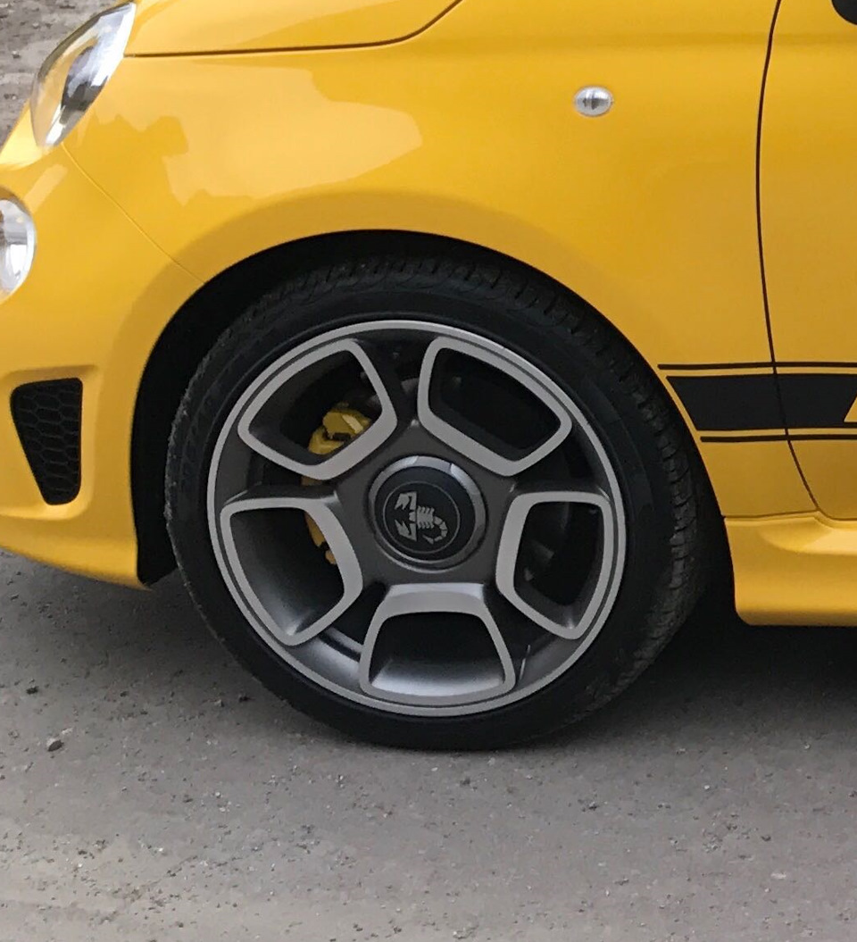 Прикол так прикол. Украли ковпаки з коліс 1