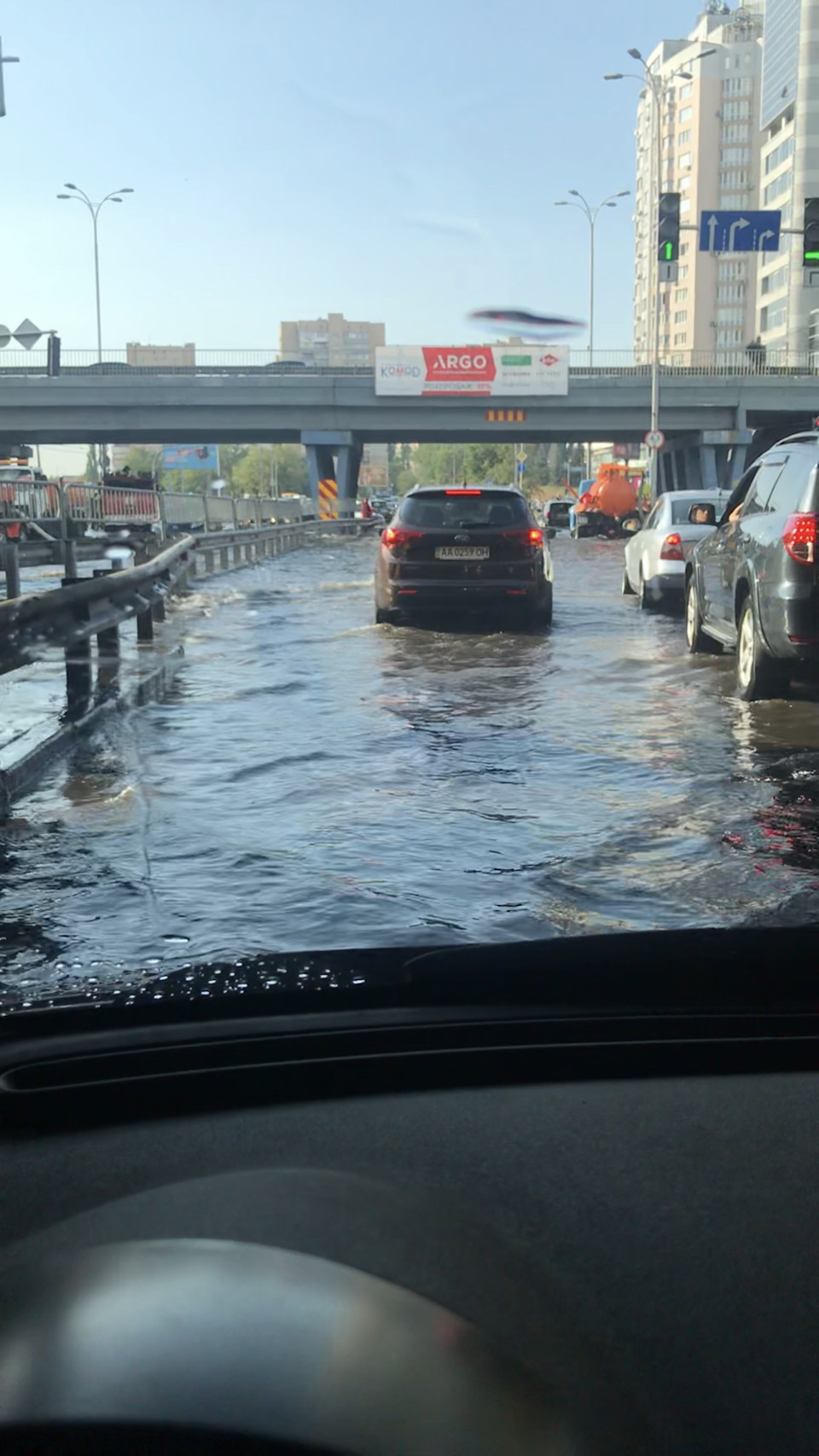 Плаємо чи купаємося? 3