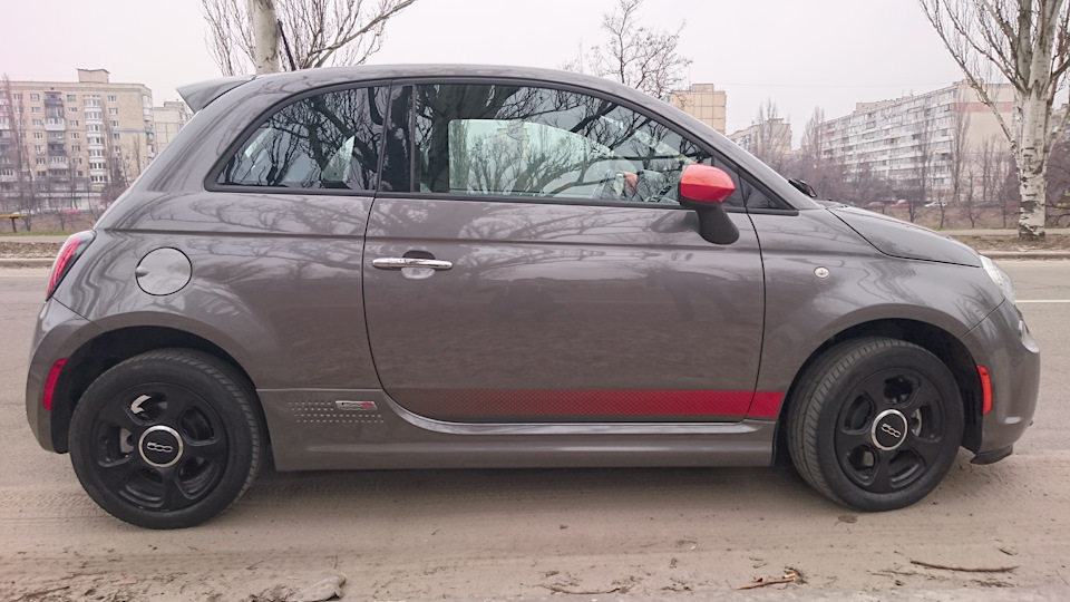 Fiat 500e 2013 vs 2015 3
